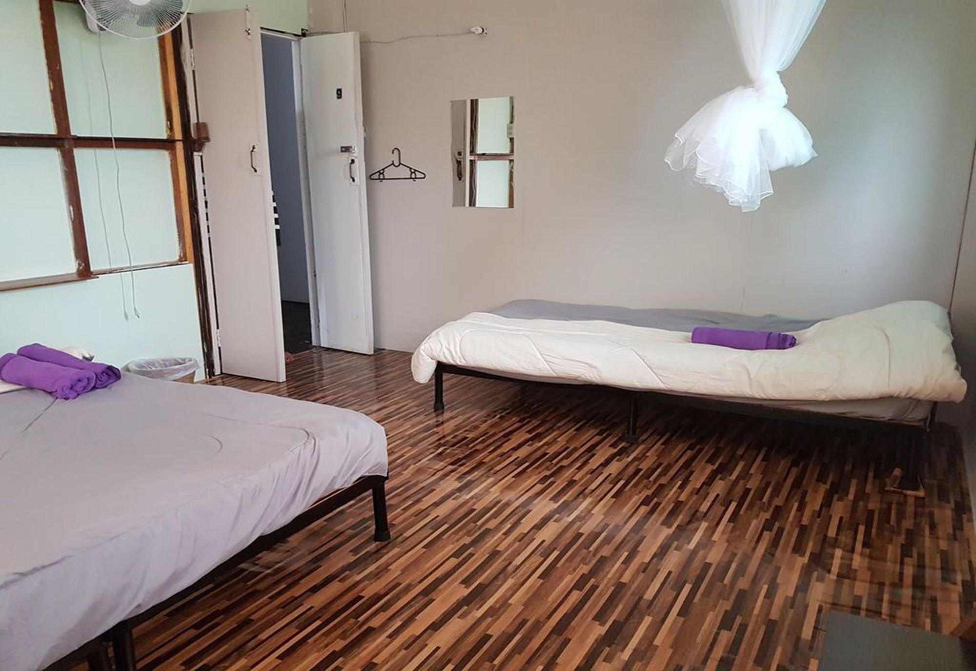 Bar 184 Party Hostel (Adults Only) Чианграй Экстерьер фото
